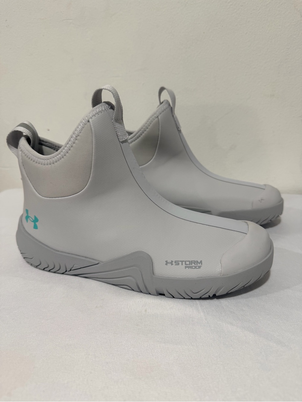 ⁠Under Armour Women's Charged Shoreman Deck Boots UA Storm Proof Gray Size 7.5⁠
